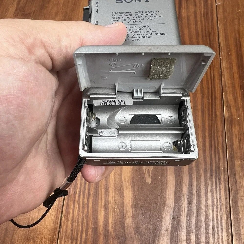 Sony M-530V Handheld Cassette Voice Recorder